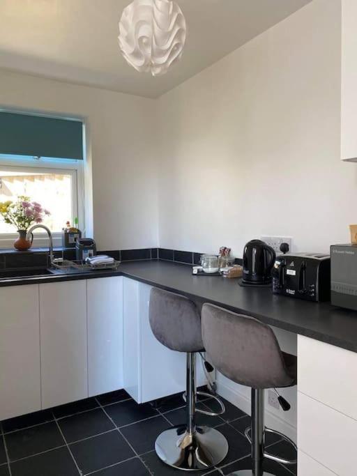 Dingley Dell - Superb Location For Truro In Private Accommodation Perranwell Eksteriør bilde
