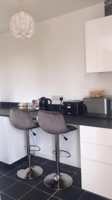 Dingley Dell - Superb Location For Truro In Private Accommodation Perranwell Eksteriør bilde